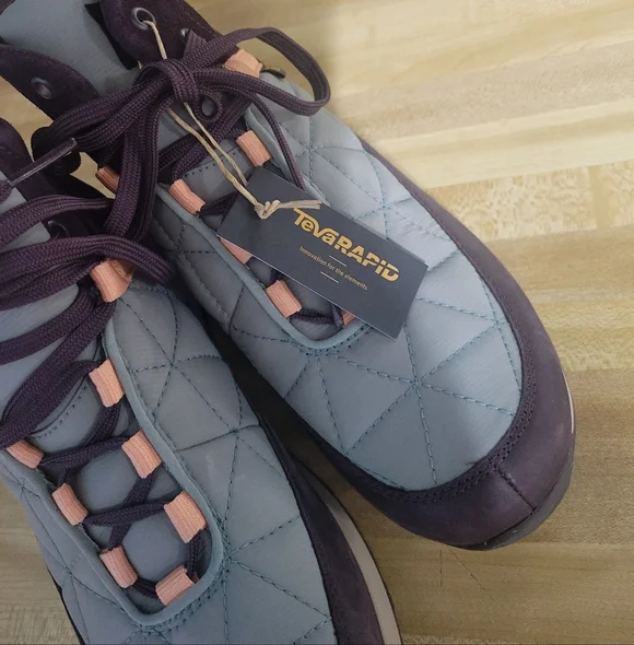 NWT Size 11 Teva Women's Blue and Purple Quilted  Commute Wayerproof Shoes - Picture 2 of 6